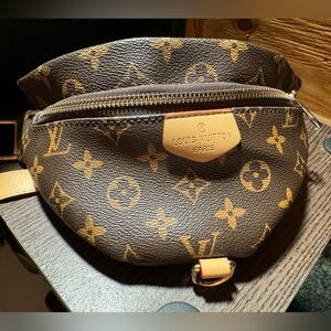 Louis Vuitton monogram bumbag